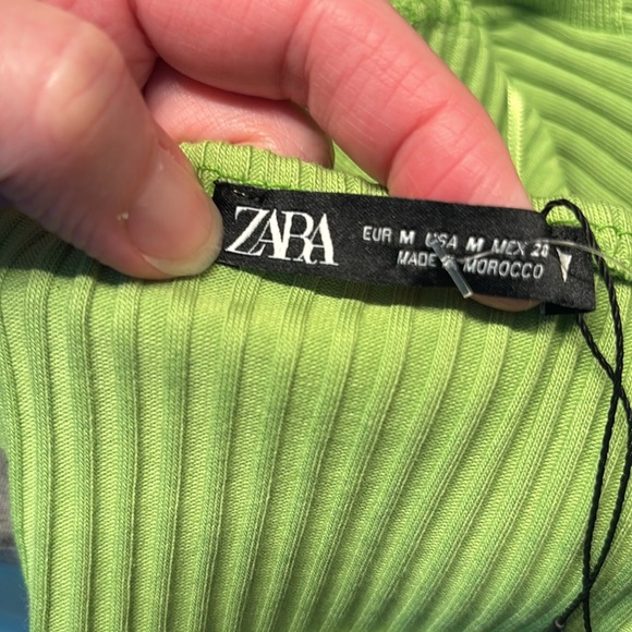 Zara Lime Green Ribbed Cut-Out Halter Bodysuit Size M NWT Style 00850188 - Picture 5 of 5